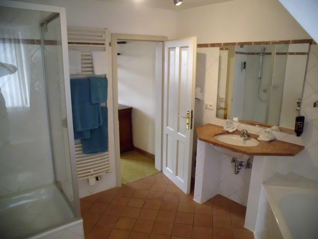 Hotel Freihof Wiesloch Εξωτερικό φωτογραφία